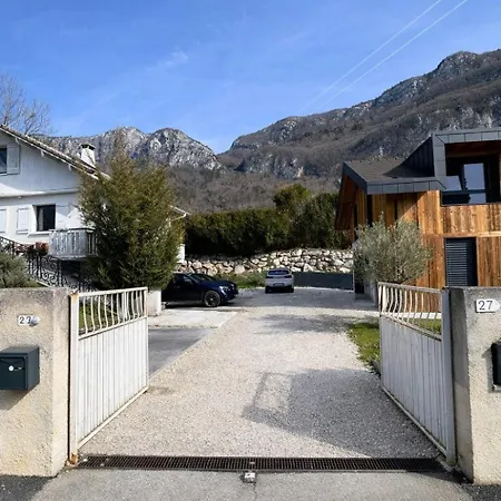 Maison Vue Avec Jardin 5min A Pied Du Villa